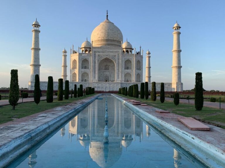 From New Delhi : Tajmahal Tour by Train All Inclusive - Exploring the Taj Mahal with a Private Guide