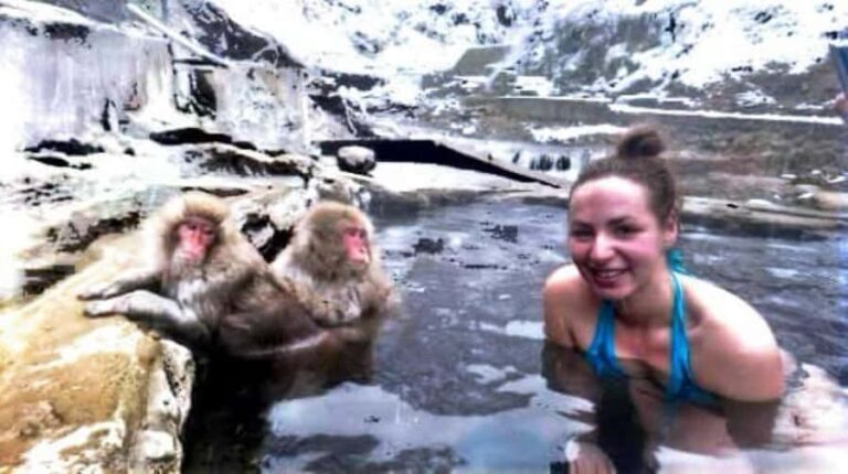 From Tokyo: Nagano Full Day Private Snow Monkey Park Tour - Exploring Zenkoji Temple