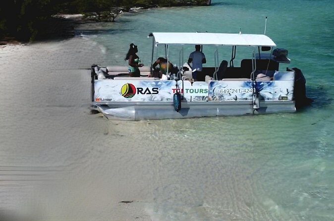 Half Day Private Charters in Iguana Island for 8pax - FAQs