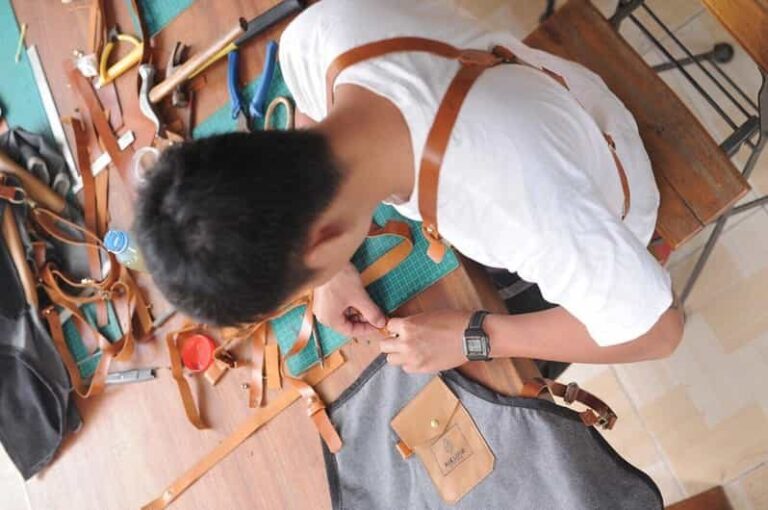 Hoi An: Experience Handmade Leather Making in Oldtown - Why Travelers Will Love or Skip This