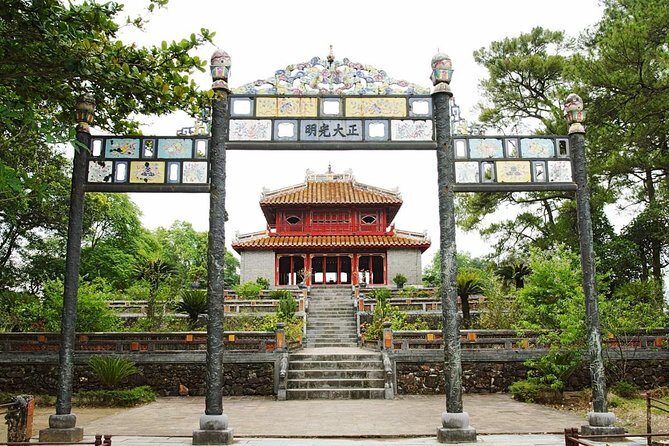 Hue, Da Nang, Hoi An sightseeing guided tour 2 days or vice versa - Practical Details and What Sets This Tour Apart