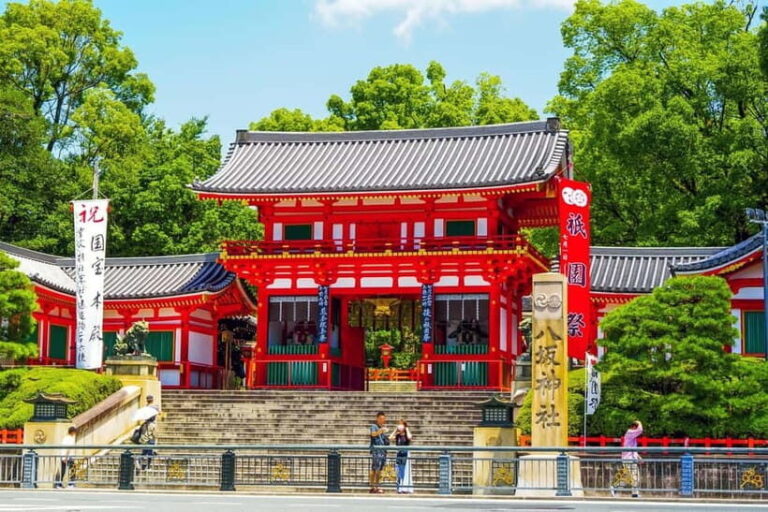 Kyoto: Gion Walking Tour for First-Time Visitors - Authenticity and Review Highlights