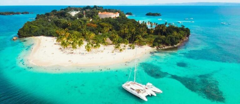 Las Terrenas: Whale Watching and Cayo Levantado Island Tour - Who Is This Tour Best For?