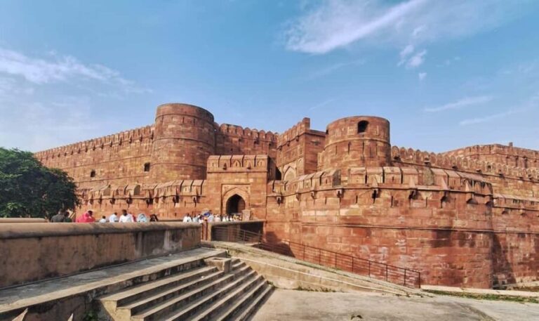Luxury train tour from Delhi to Agra - Transport, timing, and value