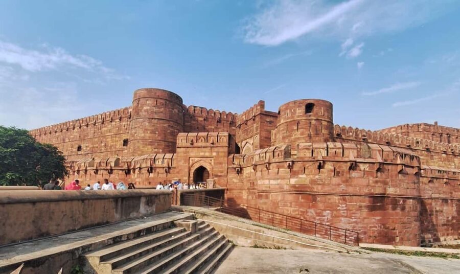 Luxury train tour from Delhi to Agra - Transport, timing, and value