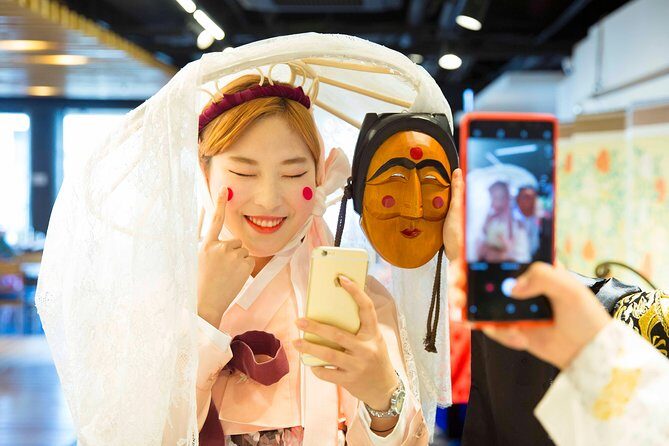 N Seoul Tower Hanbok Rental - A Deep Dive into the N Seoul Tower Hanbok Rental Experience