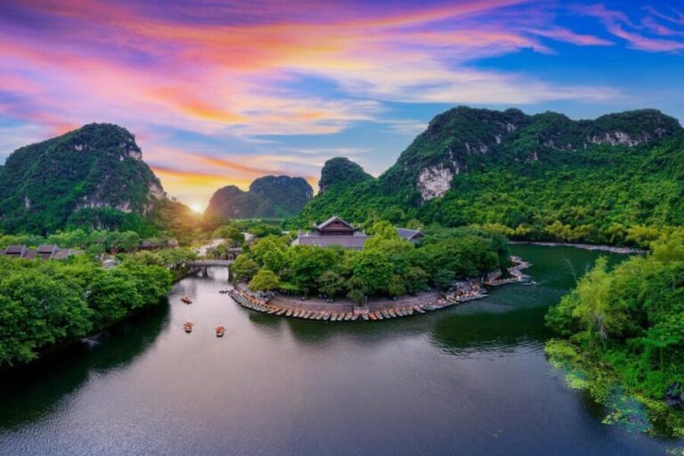 Ninh Binh: Hoa Lu, Trang An and Mua Cave Full-Day Trip - Transport and Group Size
