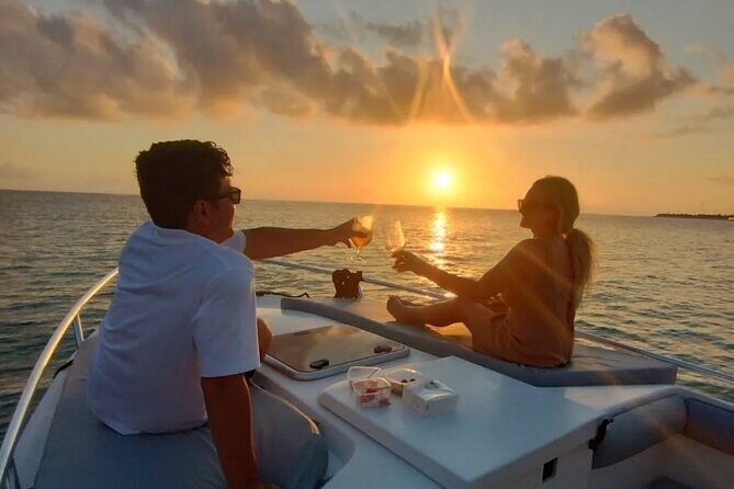 Private Boat Charter St Maarten / St Martin - Summary: The Value of a Personalized Island Day