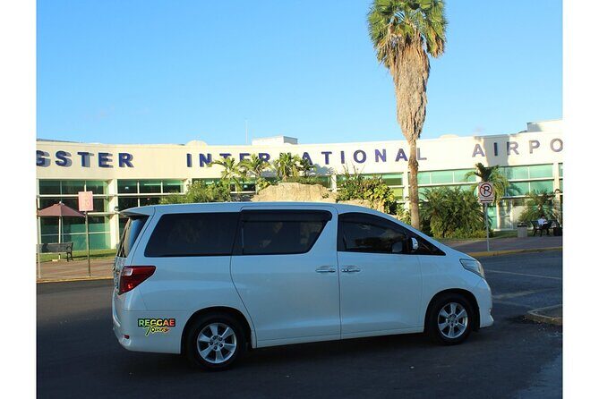 Private Montego Bay Airport Transfer to Royalton Blue Waters - The Drivers: The Heart of the Experience