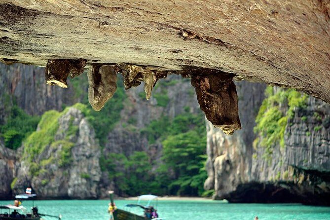 Private Tour Phi Phi Early Bird Premium Tour by Speed Boat - What Makes This Tour Stand Out?