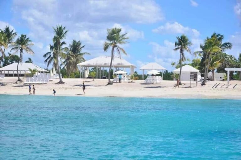 Punta Cana: Catalina Island Day Trip with Snorkeling - A Closer Look at the Day’s Flow