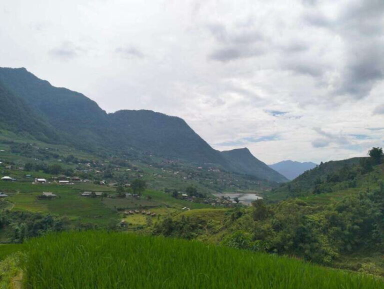 Sa Pa: Cat Cat Village Tour to Visit Local People - Discovering Sapa and Cat Cat Village