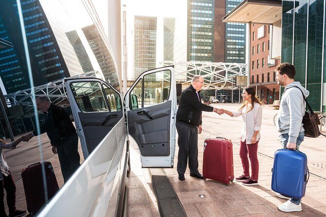 Santo Domingo Airport (SDQ) Arrival Transfer (Airport to Santo Domingo City) - The Vehicle and Comfort