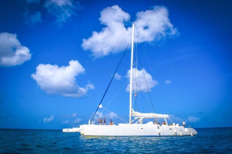 Santo Domingo: Saona Island Cataraman Food And Drink - Itinerary Breakdown