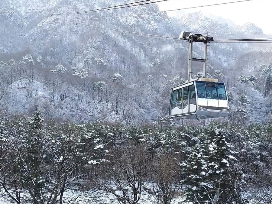 Seoul: Seorak Mountain+Nami Island+Eobi Ice Valley Tour - Transportation and Practicalities