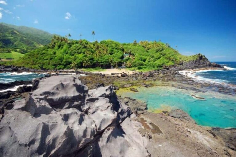 St. Vincent: Owia Salt Pond Tour - The Swim: A Refreshing Highlight