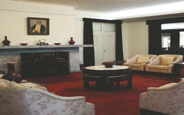 Taipei: Chiang Kai-Shek Shilin Residence Ticket - Who Will Love This Experience?