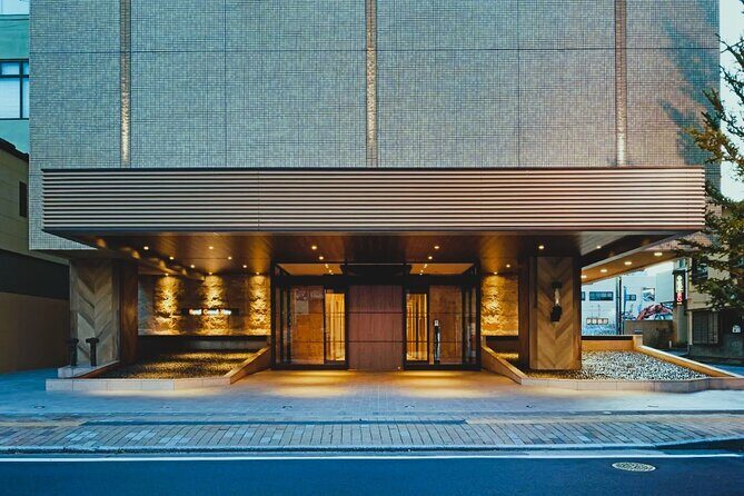 Takasaki Bar-Hopping Tour with Rooftop Bath Hotel Stay - The Value of this Experience