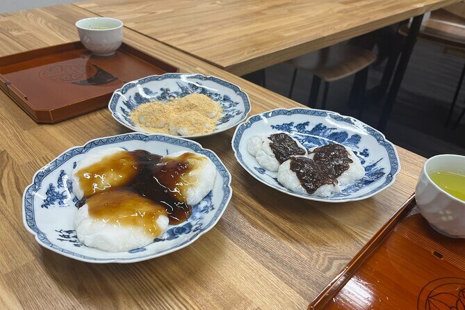 Takayama Mochi Making Experience in a Buddhist Temple - Group Size, Timing, and Practical Details