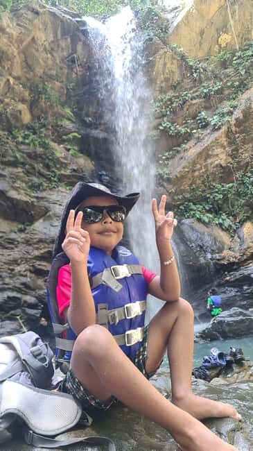 Trinidad: Avocat Waterfall and Maracas Bay Beach Tour - Details That Matter: Transportation, Duration, and Group Size