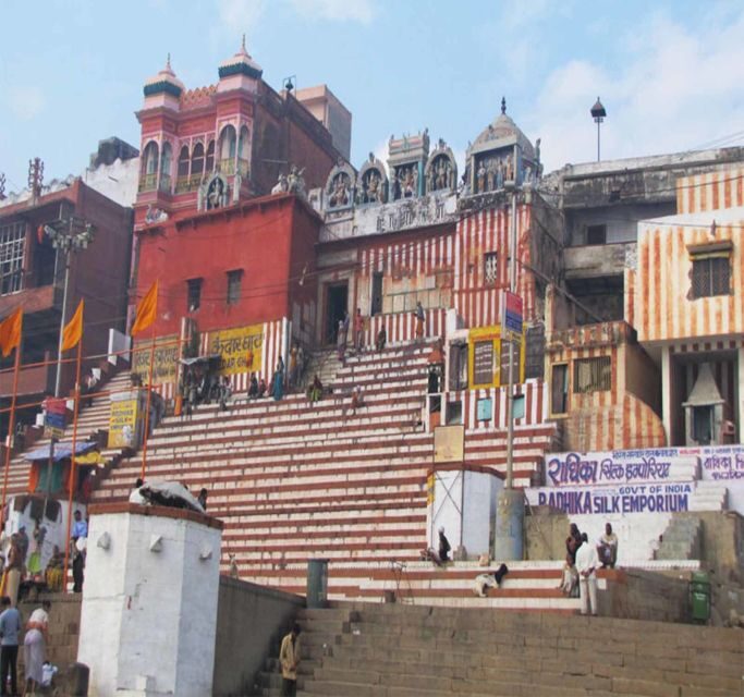 Walking Tour of Varanasi - Sampling Local Flavors: Banarasi Paan and Street Snacks