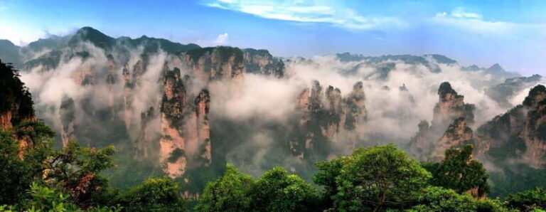 Zhangjiajie: 3-Day Tour with Cable Car, Glass Lift & Skywalk - Day 2: Zhangjiajie Grand Canyon & Glass Bridge